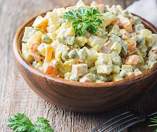 Sałatka jarzynowa tradycyjna