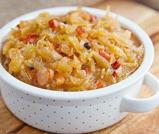 Kapusta zasmażana biała