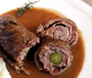 Zrazy z karkówki w sosie pieczeniowym