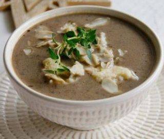 Zupa krem grzybowy z kluskami